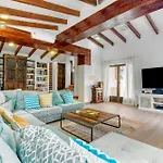 Villa Caroix