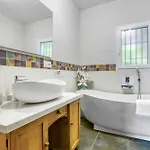 Villa Caroix *